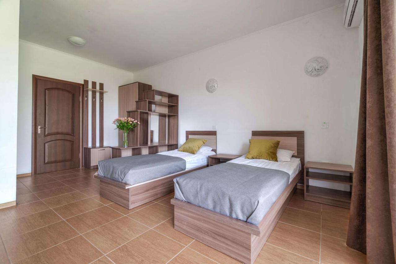 Hotel Пальмира Kobleve Exteriér fotografie